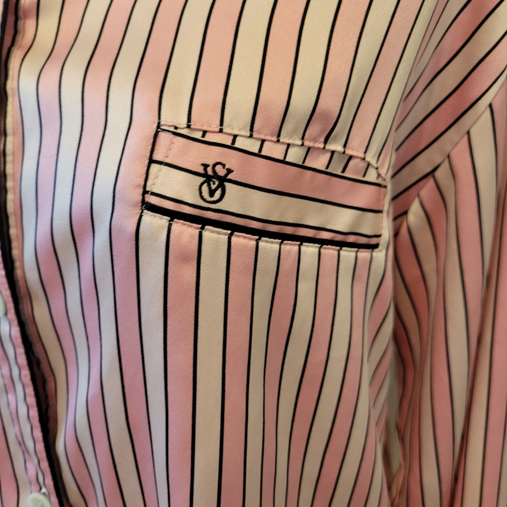 Victoria's Secret Signature striped  pajama shirt - Picture 4 of 10